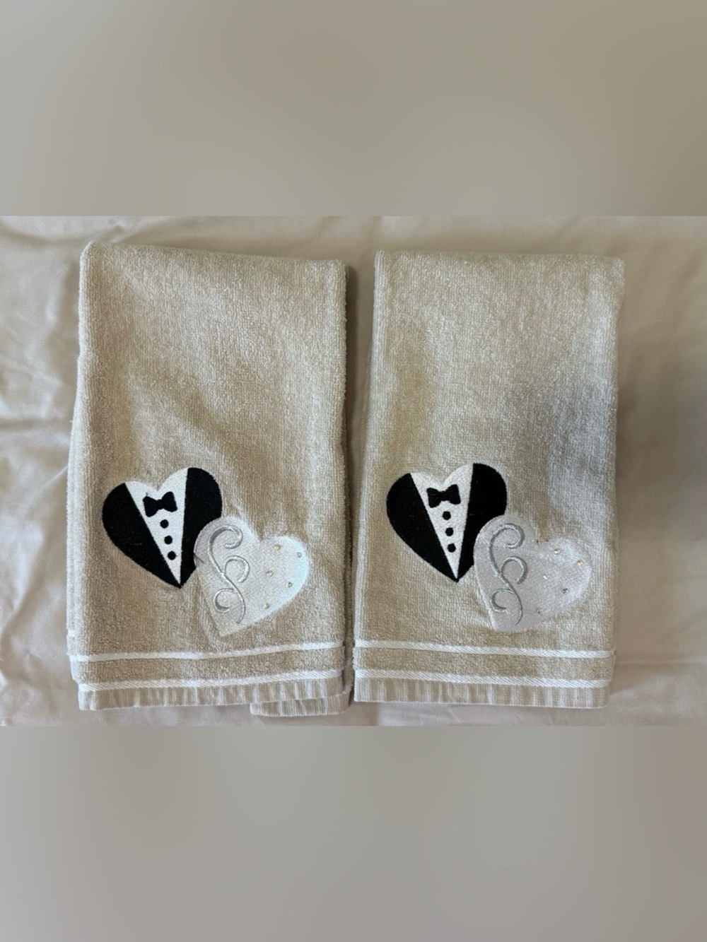 Wedding Bride Groom Embroidered Hand Towels Set of 2 Ivory / Cream NWOT